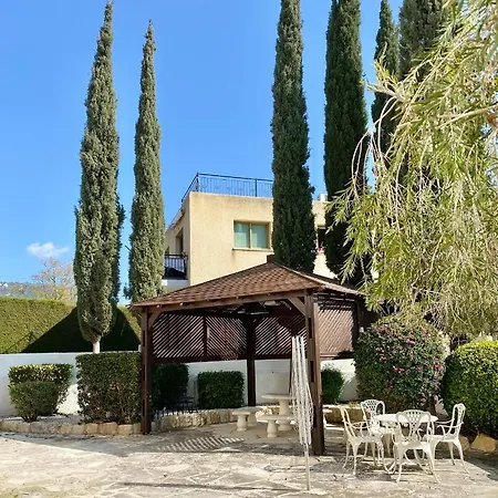 Saint George Villa