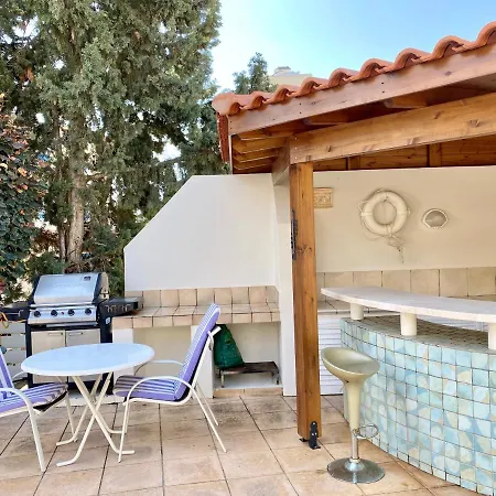 Saint George Villa